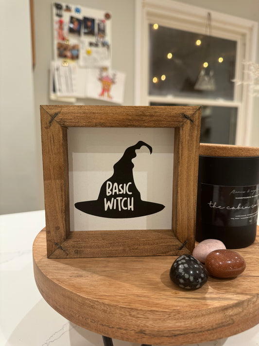 Basic Witch Mini