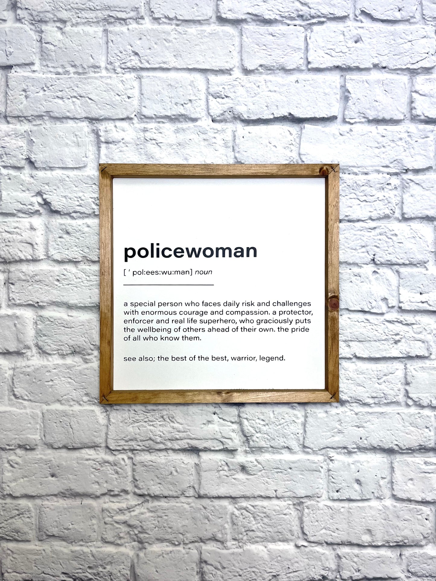 Policewoman Definition